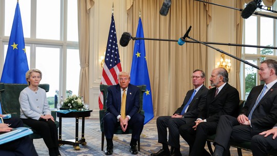 Trump diz que tarifas começam em 1° de agosto, e que há 'boa chance' de acordo comercial com União Europeia