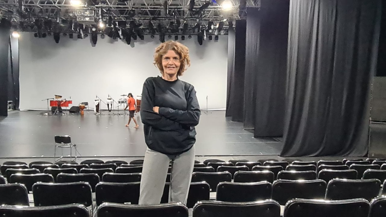 Audiodescrição transforma imagens em palavras na Bienal Sesc de Dança