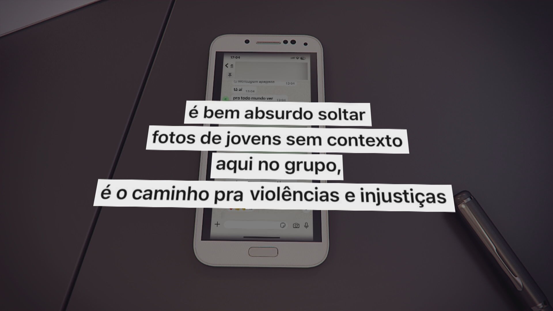 Jovens denunciam que fotos tiradas em abordagem policial foram espalhadas em grupos com acusação de roubo no Rio