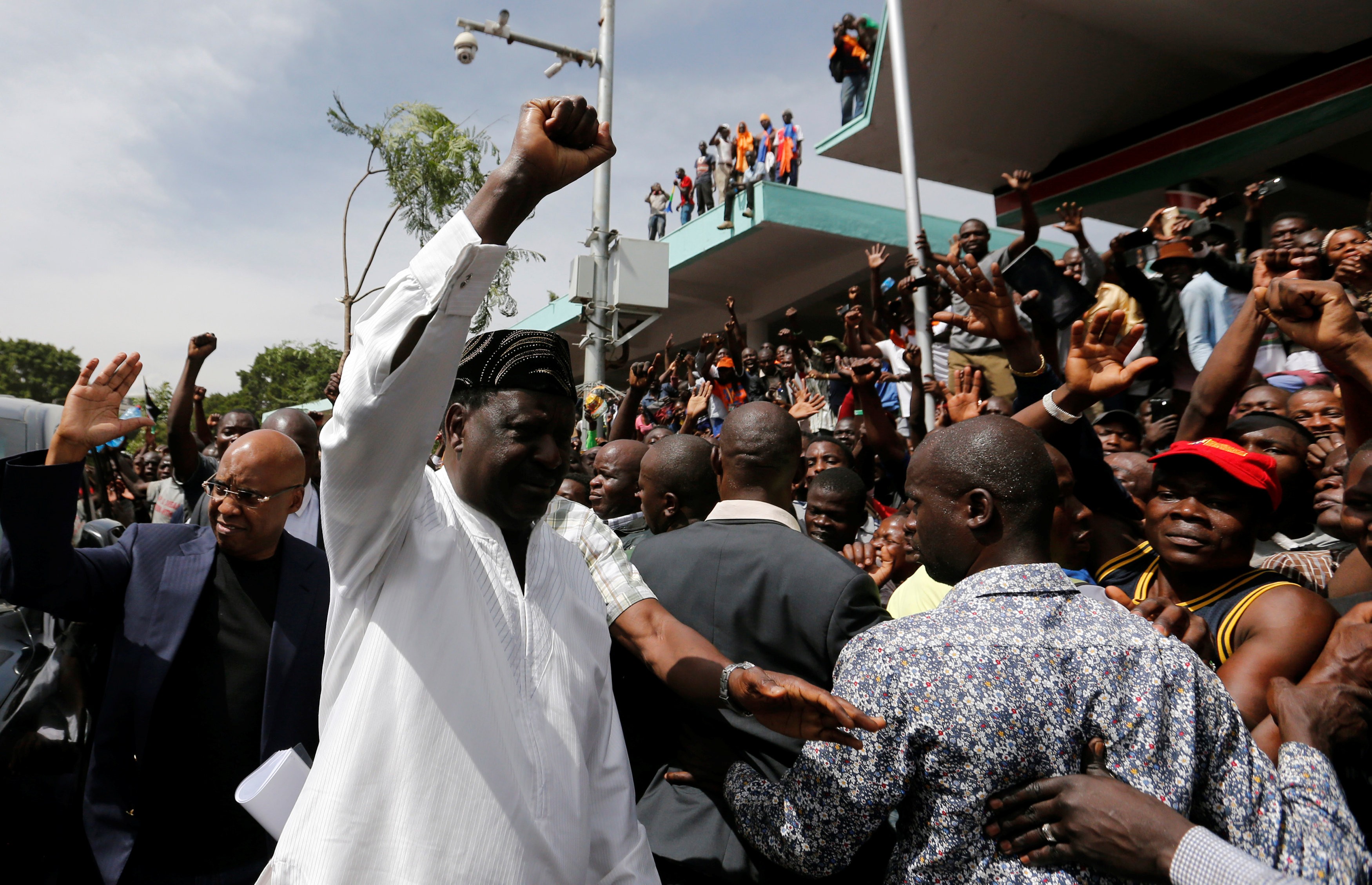 Morreu ex-primeiro-ministro do Quênia, Raila Odinga, após sofrer uma parada cardíaca