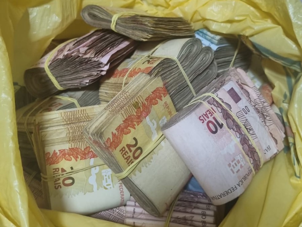 Operação do Gaeco mira ramificação do PCC no Vale do Aço; sete foram presos — Foto: GAECO