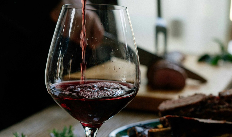 Consumidor brasileiro pode ter acesso a vinhos europeus mais baratos e a mais rótulos, caso acordo entre em vigor. — Foto: Lefteris Kallergis/Unplahs