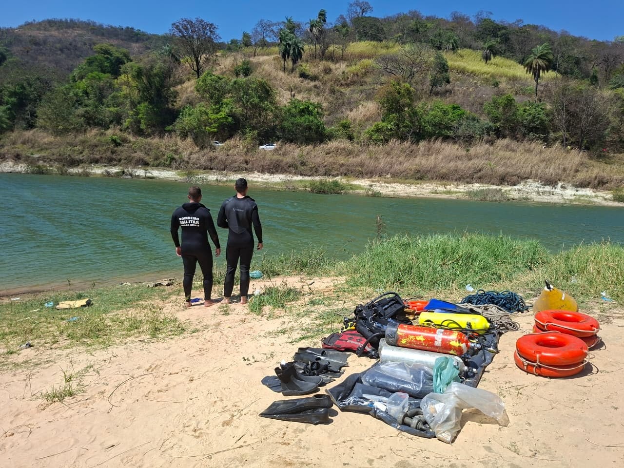 Corpo de jovem que se afogou na Lagoa Várzea das Flores, na Grande BH, é encontrado 