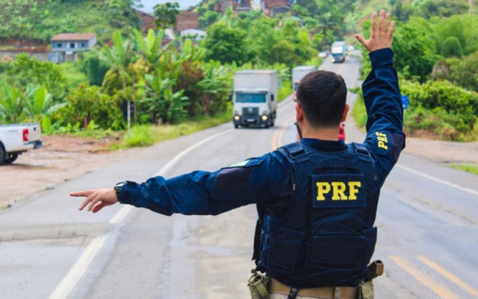 PRF prevê aumento de 30% no fluxo de veículos nas rodovias federais — Foto: Polícia Rodoviária Federal