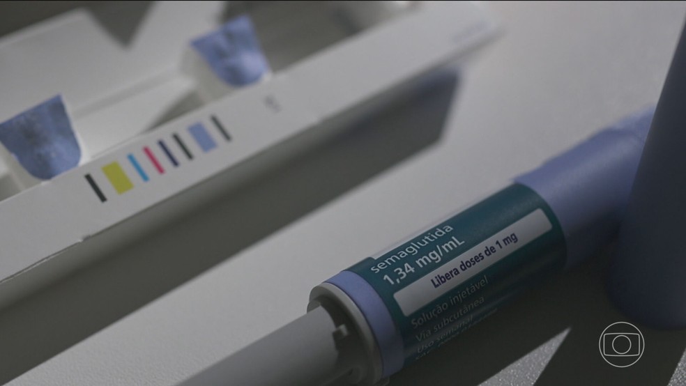 Médicos e farmacêuticos alertam para a venda irregular de remédios para emagrecer sem fiscalização — Foto: Reprodução/TV Globo