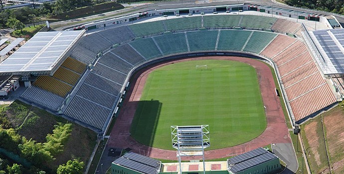 Programa abre 500 vagas gratuitas em escolinhas de futebol de Salvador; saiba como inscrever