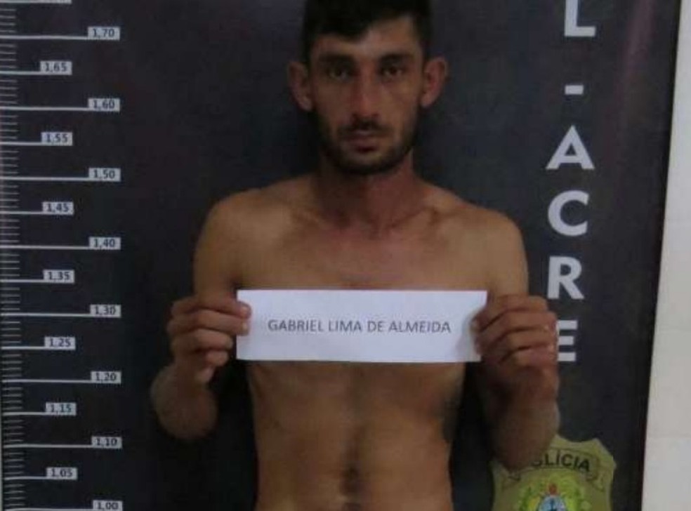 Gabriel Almeida passou por audiência de custódia e teve a prisão convertida em preventiva por ter matado a ex-companheira no AC — Foto: Reprodução