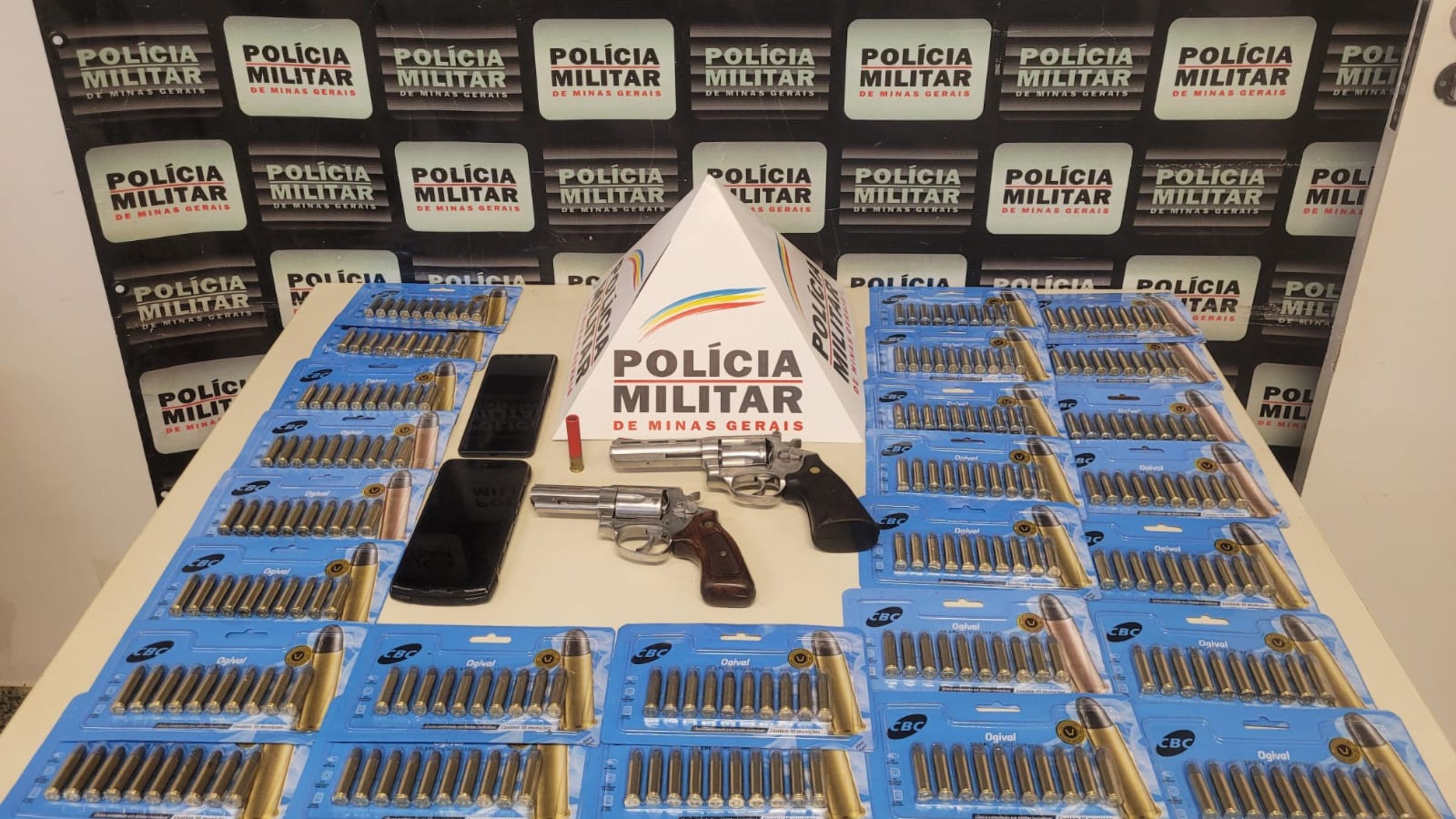 Operação mira organização criminosa de Patrocínio que causou prejuízo superior a R$ 5 milhões com roubo de cargas de café