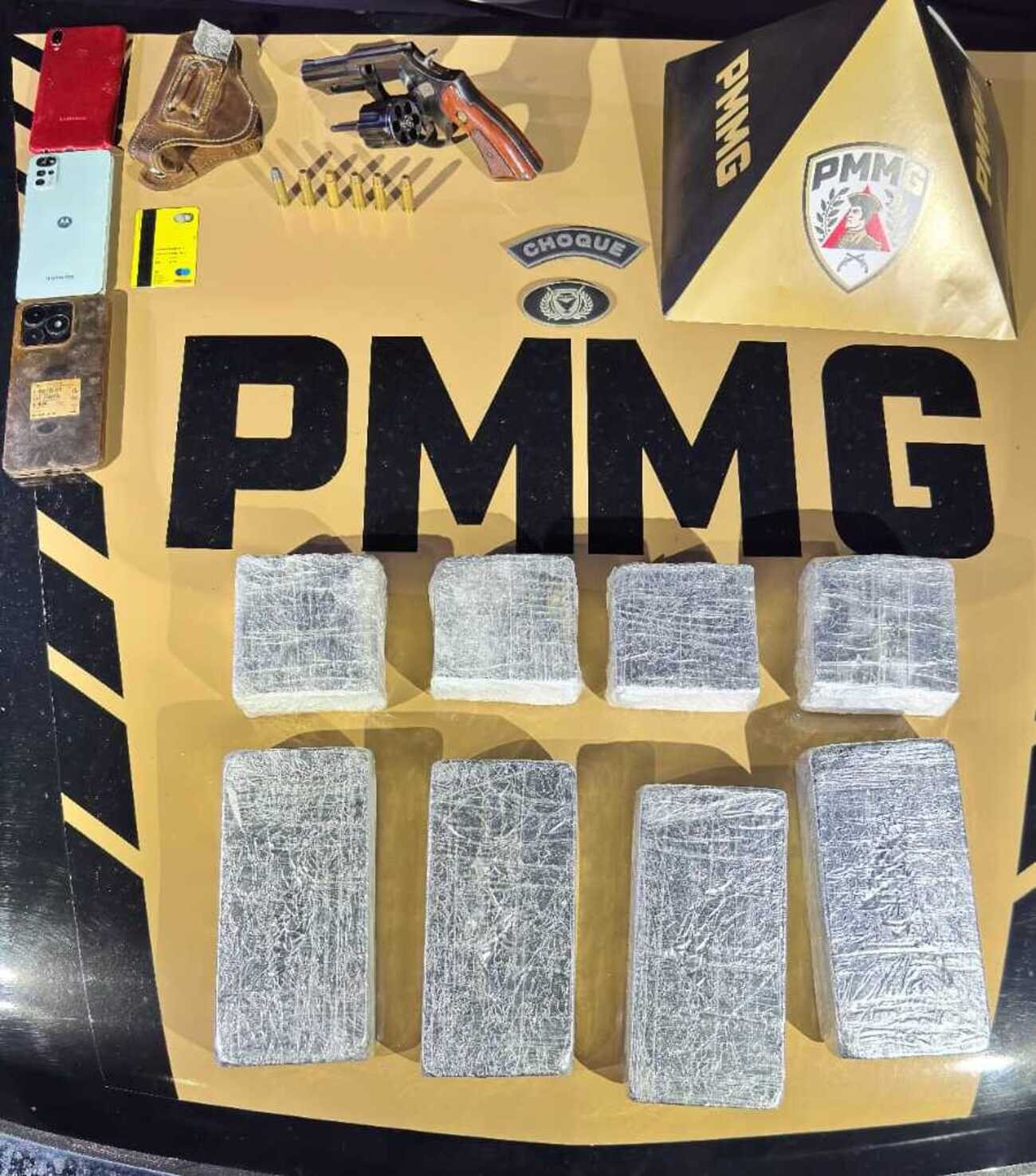 Drogas são apreendidas após denúncia de que homem recebeu entorpecentes para vender no fim de ano