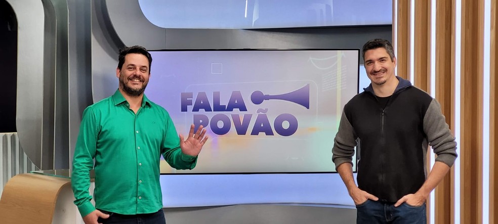 A pergunta “Quem é o Jacaré?”, personagem interpretado pelo jornalista Allan Schineider se tornou recorrente entre os telespectadores da TV TEM — Foto: Arquivo pessoal