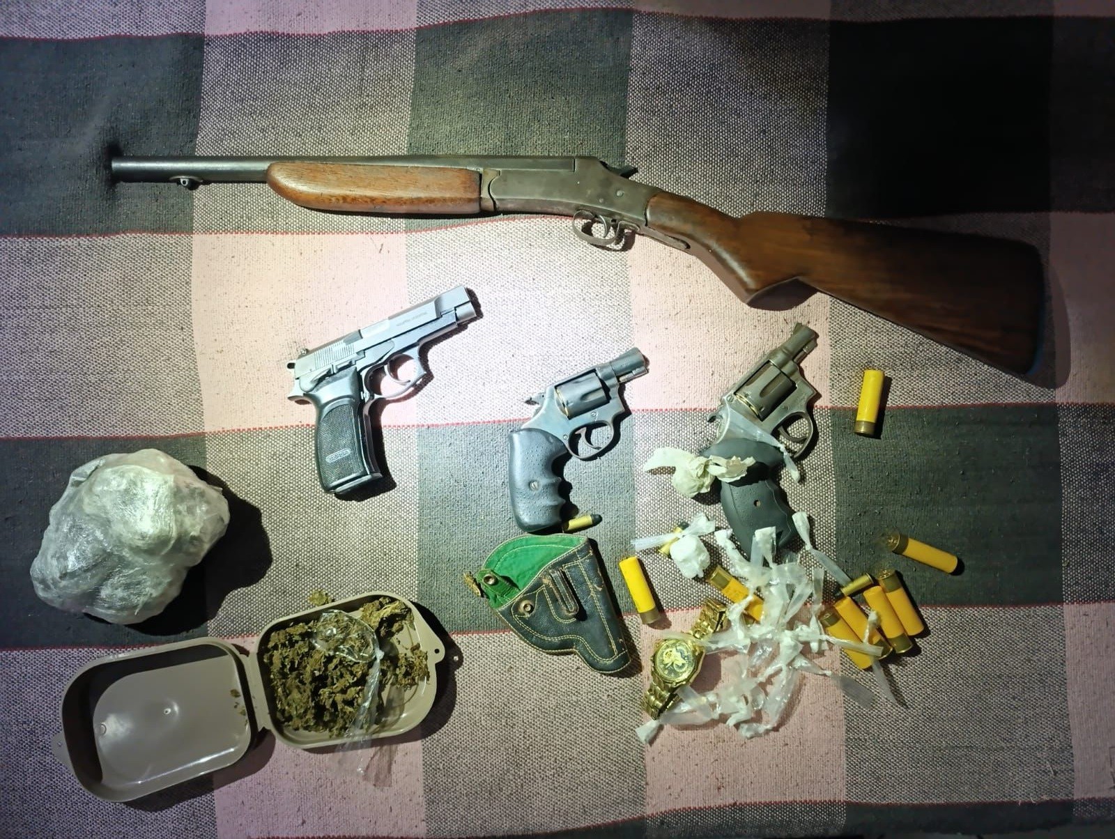 Polícia Civil prende em São José de Mipibu quatro homens ligados à facção do Rio de Janeiro