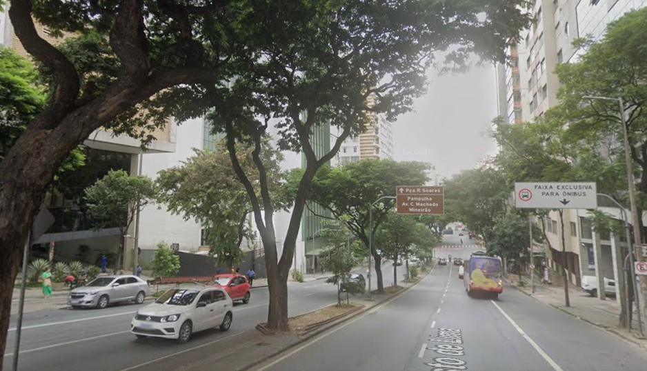 Obra da Prefeitura de BH na Avenida Augusto de Lima atrasa quase um ano e fica 24% mais cara