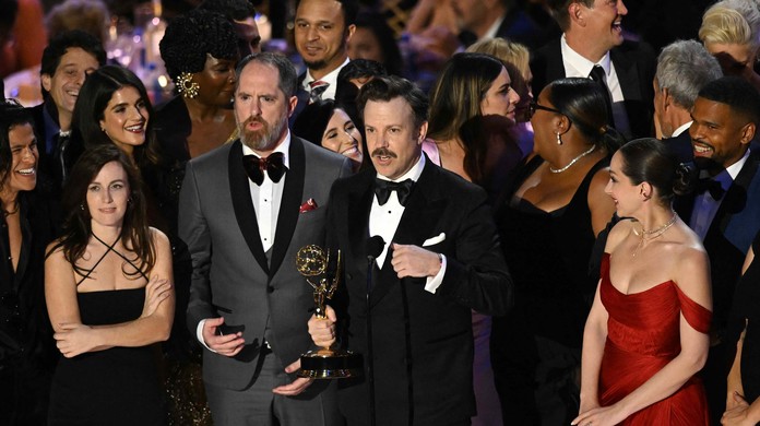 Emmy 2022: 'The White Lotus', 'Ted Lasso' e 'Succession' são grandes ganhadores | TV e Séries | G1