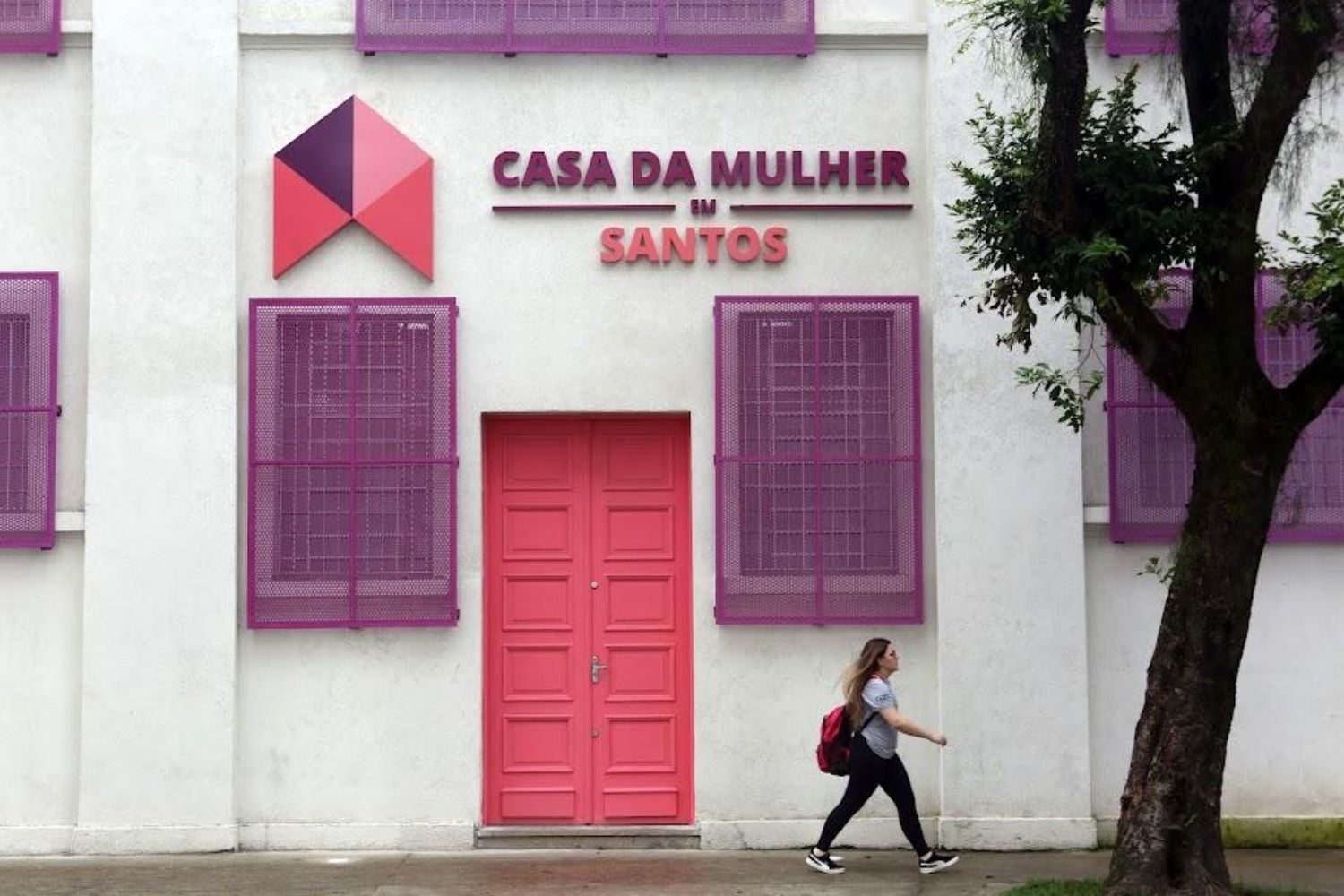 Casa da Mulher em Santos: suporte psicológico e cursos para vítimas de violência