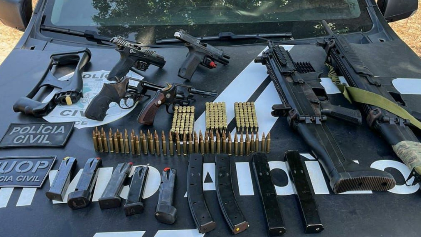 Polícia apreende sete armas, 222 munições e mais de 20 quilos de droga no interior do Ceará; vídeo 