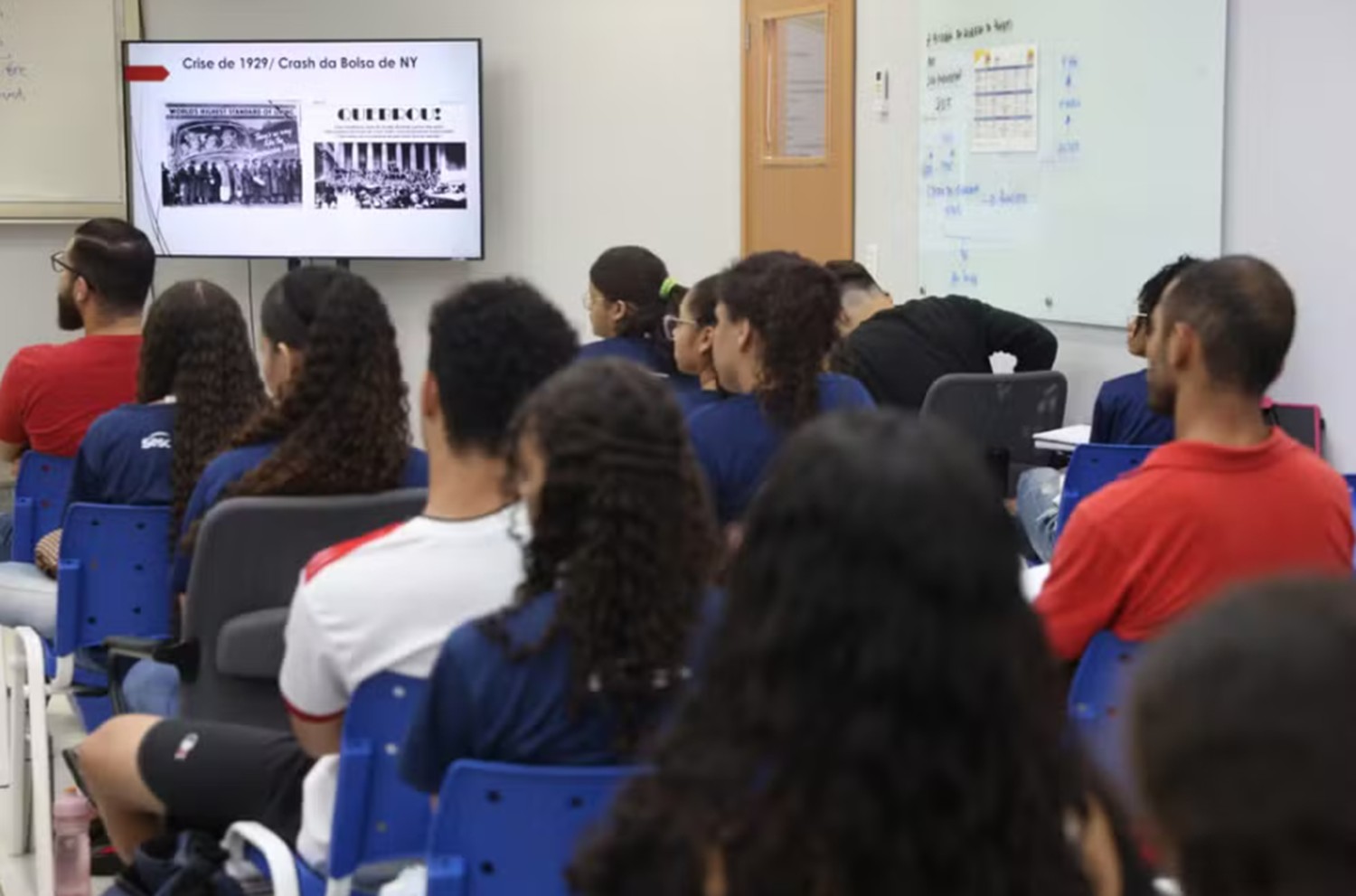 Enem 2025: cursinho intensivo gratuito oferece 200 vagas para aulas presenciais de revisão