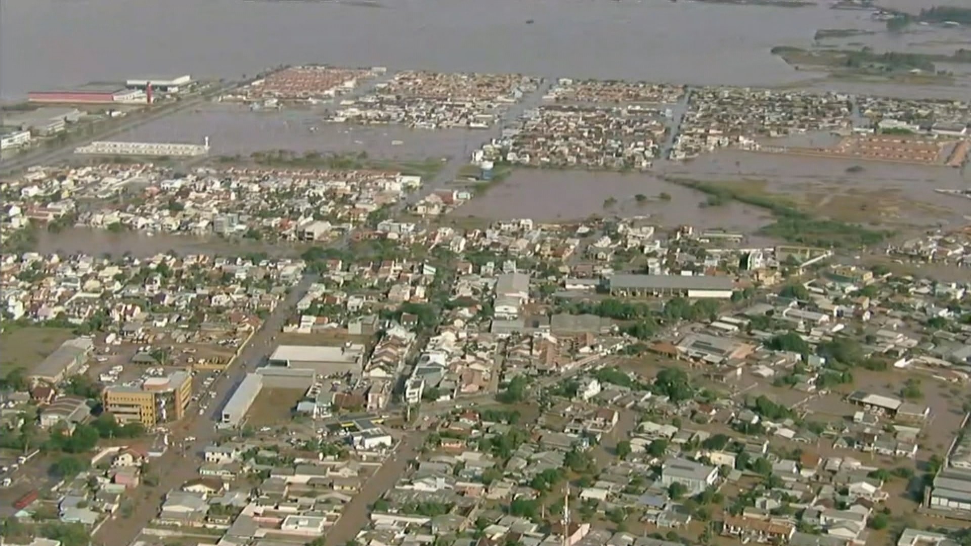 Enchentes no RS: total de mortos sobe para 173 e de desaparecidos cai para 38 