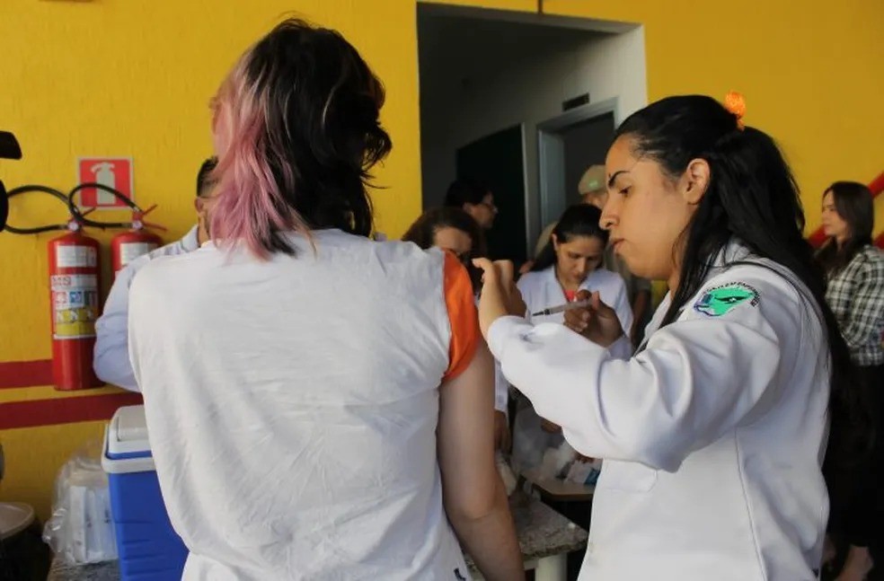 Vacina contra gripe é oferecida em parque e unidades de saúde de Campo Grande neste sábado (10)