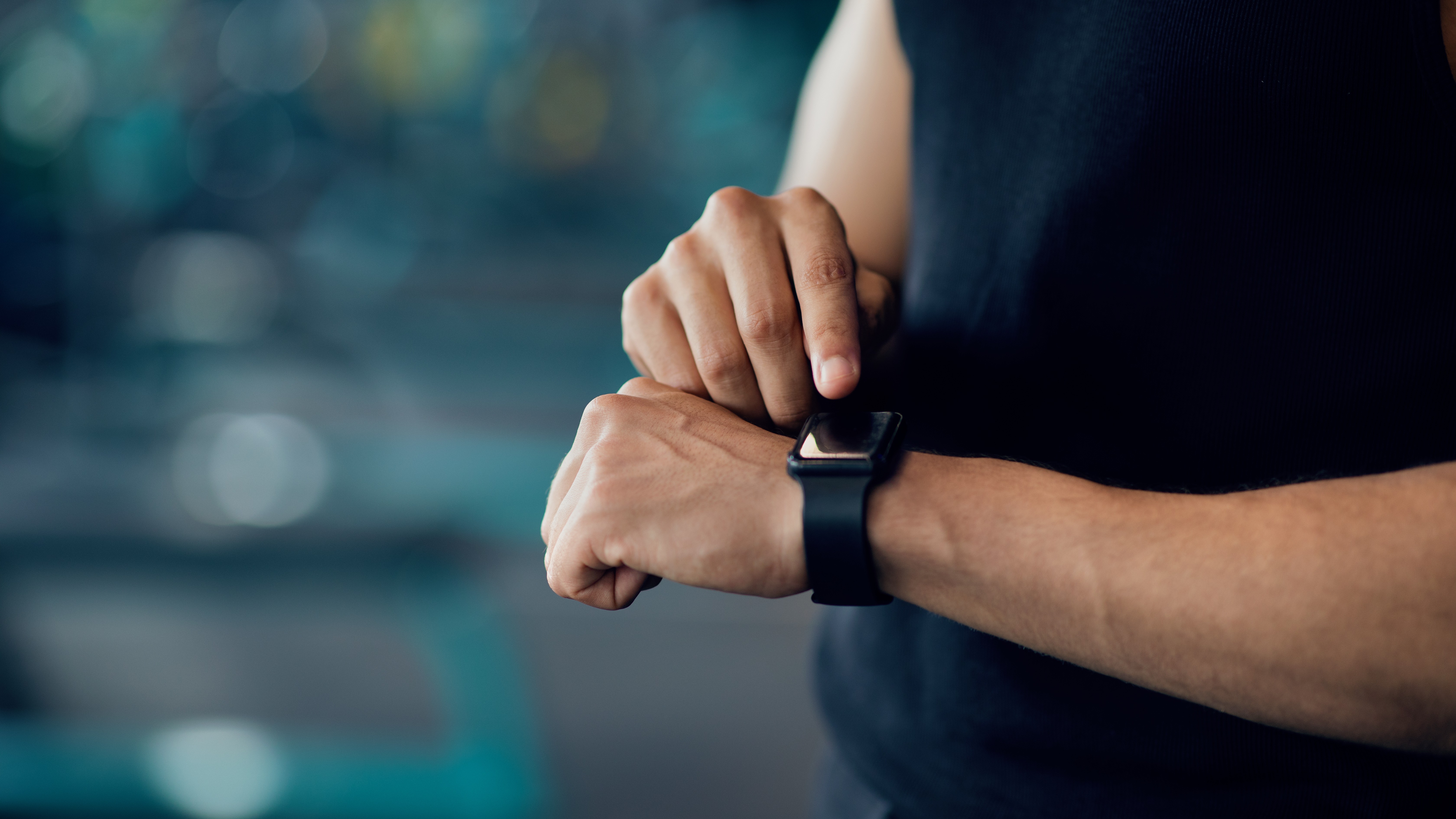 
Smartwatches podem aumentar ansiedade ao monitorar sinais do corpo, diz estudo