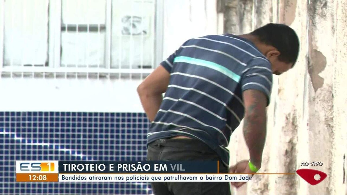 Homem é Preso Após Troca De Tiros Entre Criminosos E PMs Em Vila Velha ...