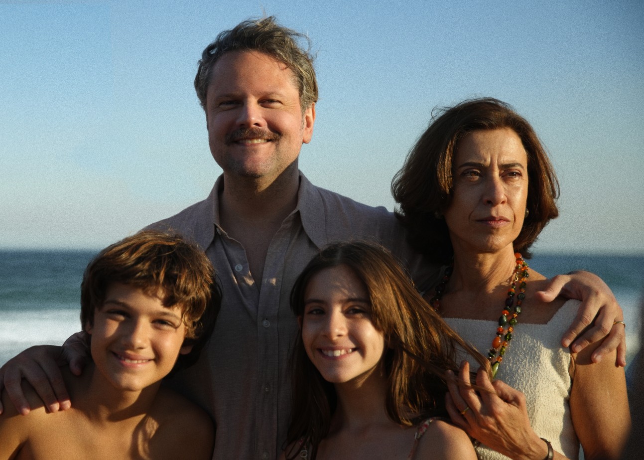 Fernanda Torres e Walter Salles ganham estatuetas no Prêmios Platino por ‘Ainda Estou Aqui’ | Cinema