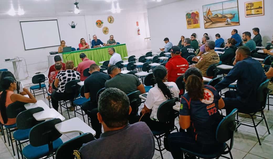 Reunião define estratégias de segurança para a festa do Sairé 