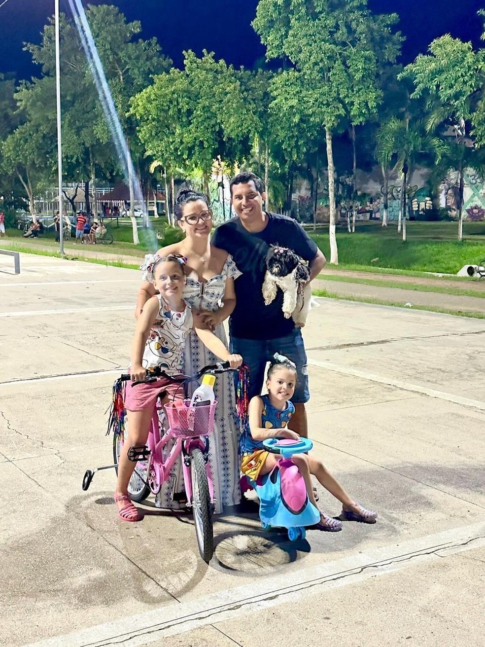 Jancarlos contou com o apoio da família para enfrentar o câncer — Foto: Arquivo pessoal