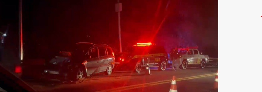 Acidente entre dois carros deixa dois feridos na Rodovia Rio-Santos, em Angra dos Reis