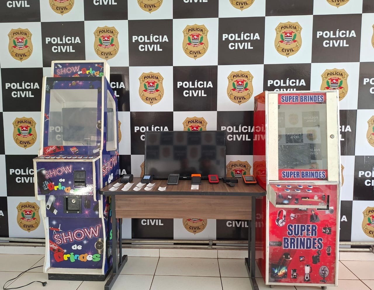 Polícia descobre rede ilegal de apostas em operação de combate a jogos de azar no interior de SP