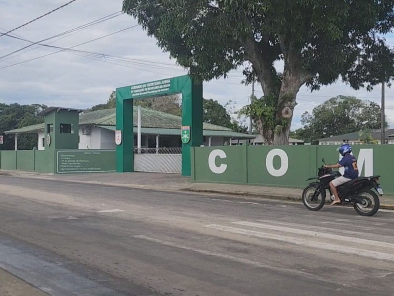 Adolescente procura quartel do Exército e relata ter sido estuprada por 3 homens no AC