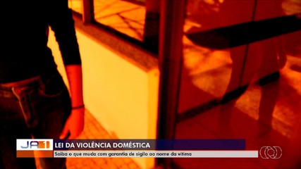Mudança na lei Maria da Penha garante sigilo do nome para vítimas de violência doméstica