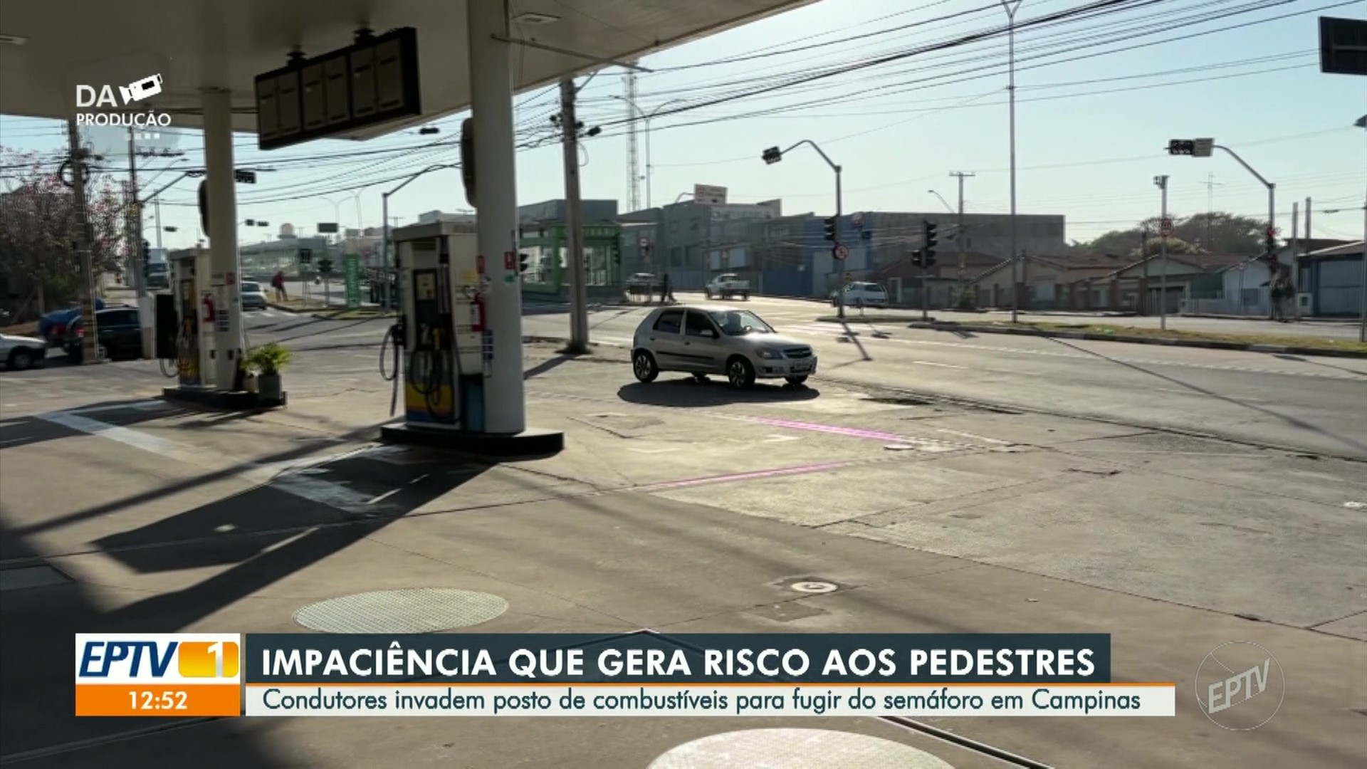 Motoristas invadem posto de combustíveis para fugir de semáforo e cortar caminho para avenida: 'Quase fui atropelado', diz frentista