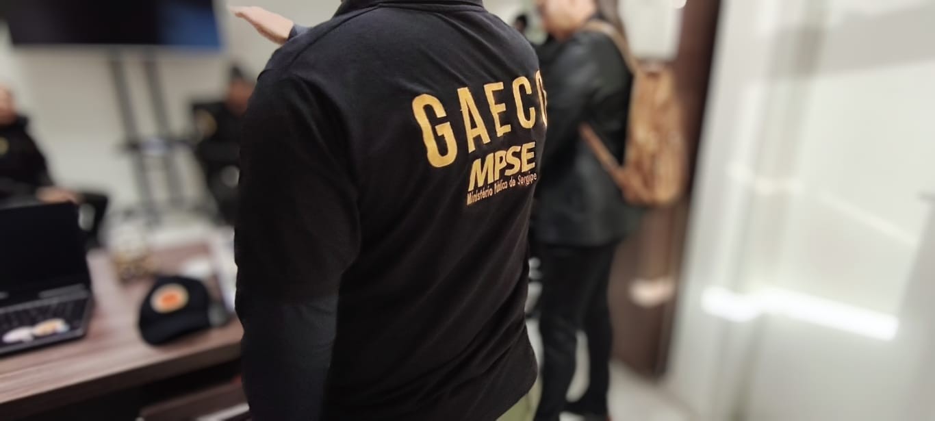 Operação em 4 estados combate apologia ao nazismo