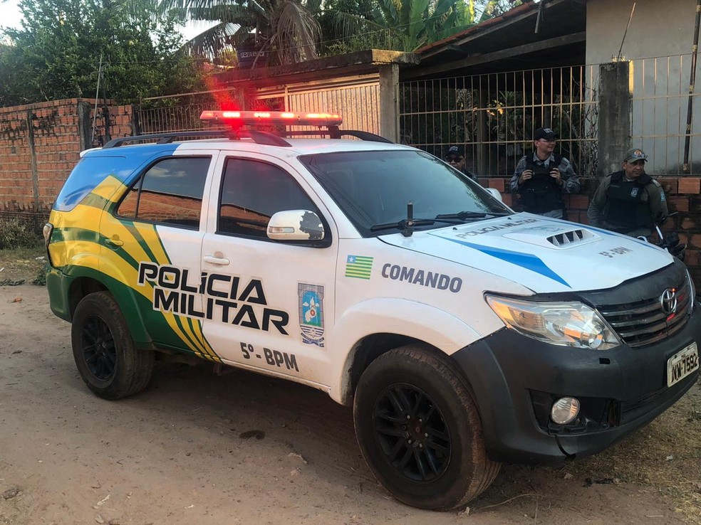 Jovem de 22 anos é morto a tiros por criminosos em moto na Zona Leste de Teresina — Foto: Sthefany Prado /g1 Piauí