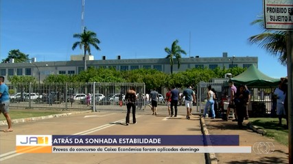 Provas do concurso da Caixa Econômica Federal foram aplicadas neste domingo (26)