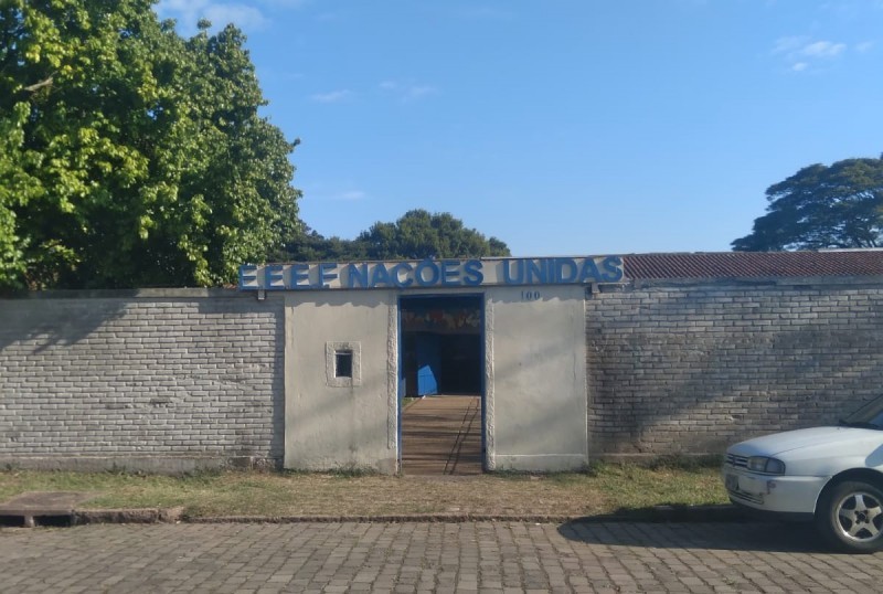 Escola de Porto Alegre suspende atividades após surto de Covid-19