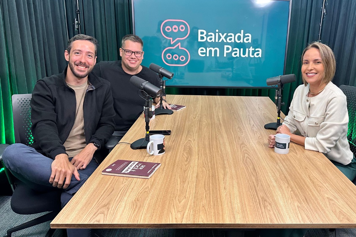 Baixada em Pauta #238: Escritora e palestrante Alê Vasques explica como autoconhecimento impulsiona mulheres em fases de transição