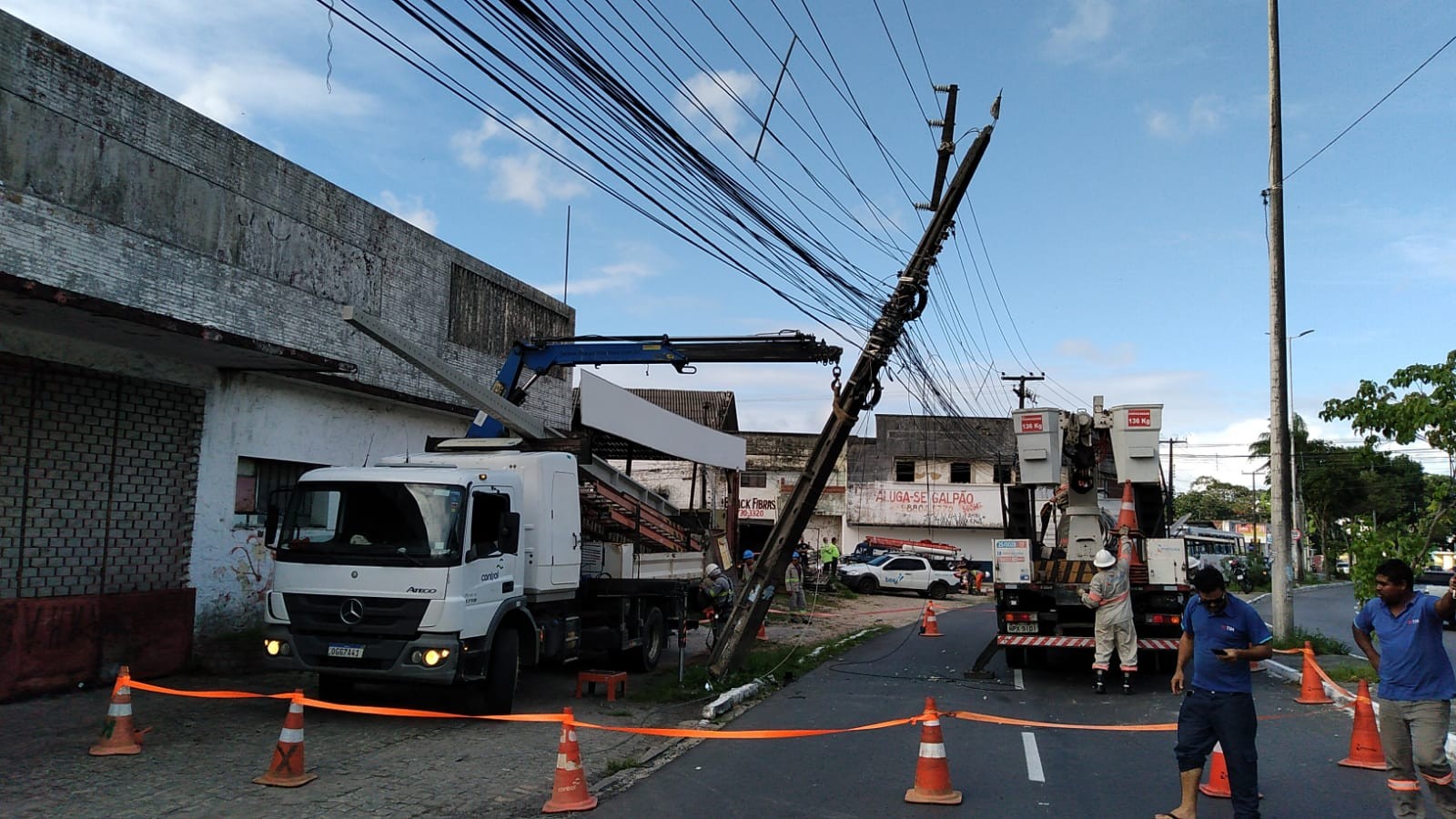 Batidas de carro contra postes aumentam 14% em 2024 na Paraíba, aponta levantamento