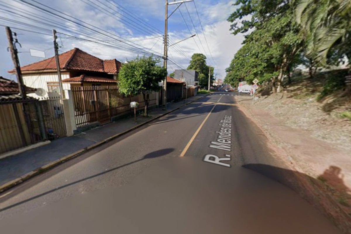 Criança de 5 anos é atropelada após soltar a mão da mãe em Presidente Prudente