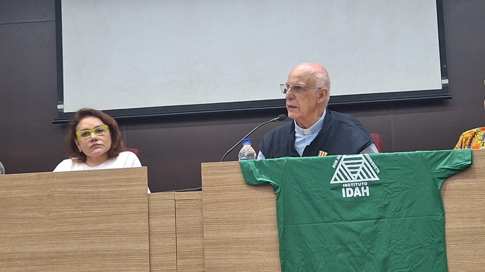 Padre Júlio Lancellotti participa de debates sobre população em situação de rua em Belém 