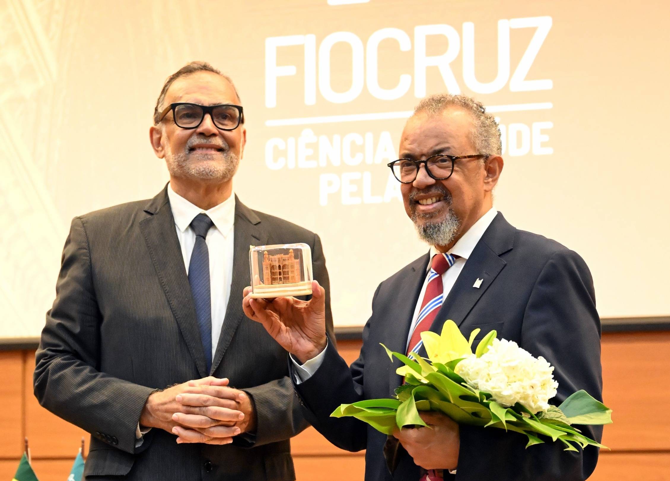 Tedros Adhanom, da OMS, recebe título de doutor honoris causa da Fiocruz e elogia instituição: ‘a casa das vacinas brasileira’   