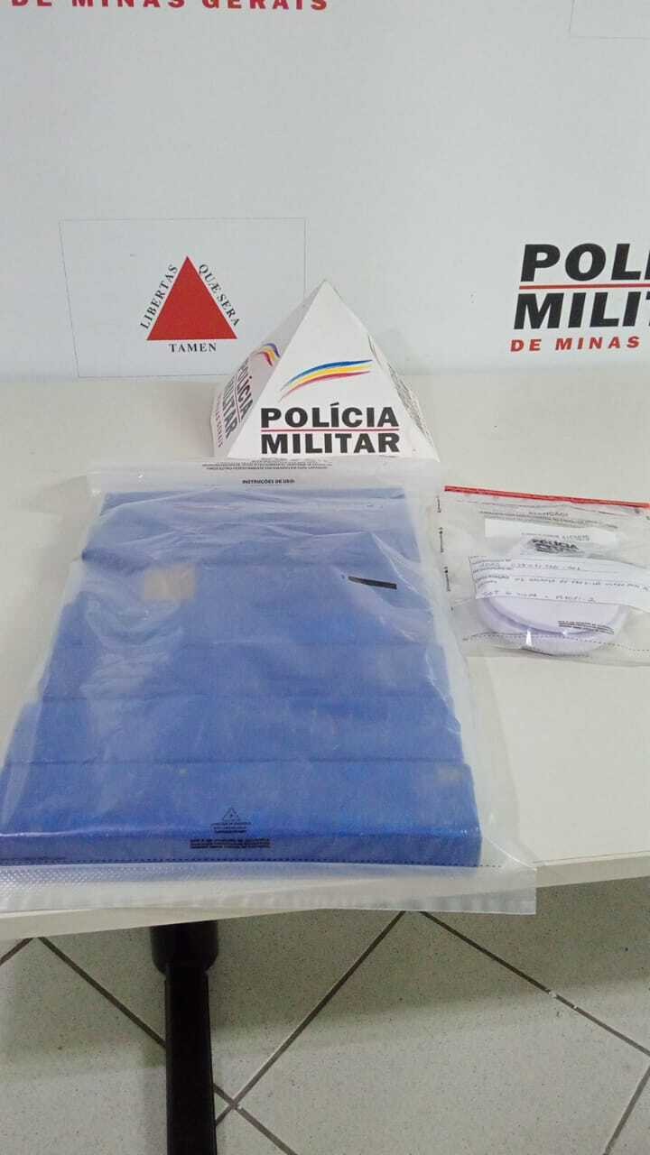 Barras de maconha são encontradas enterradas após denúncias de que grupo aterrorizava moradores em Governador Valadares