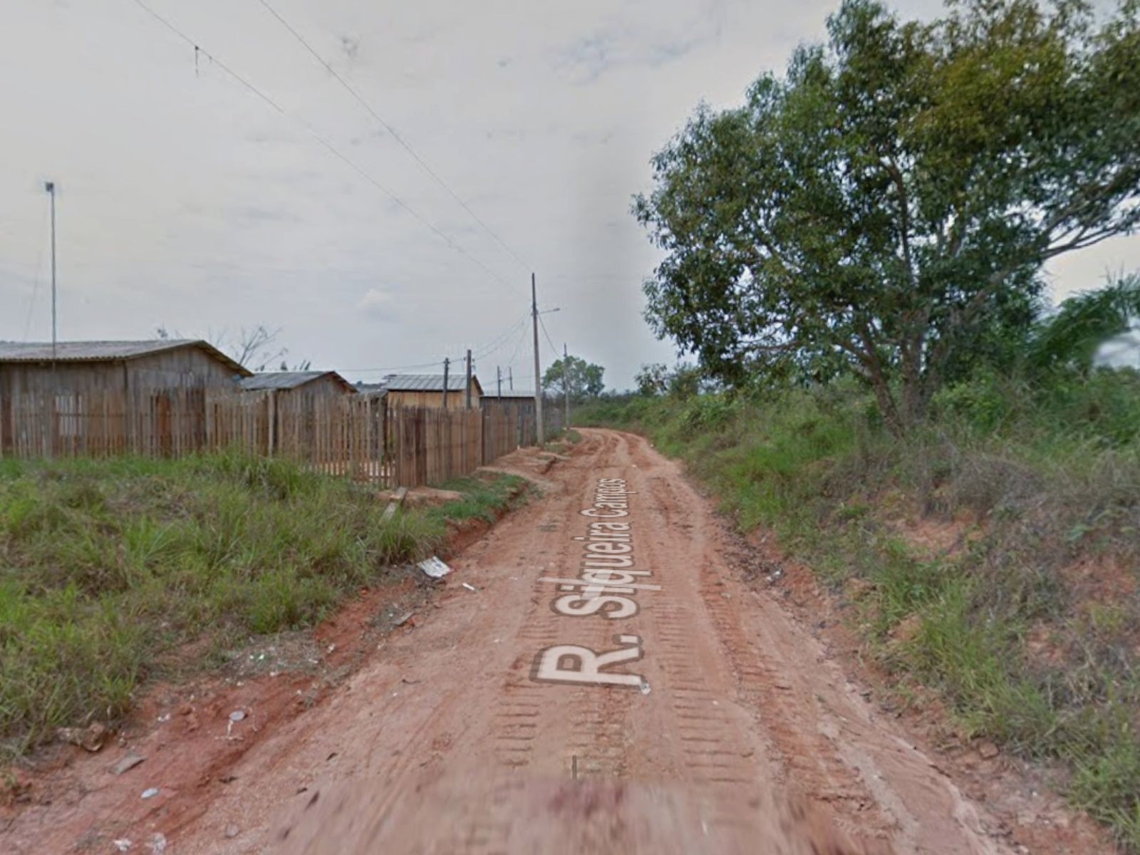 Homem é retirado de casa e morto a ripadas por facção no interior do Acre; dois são presos