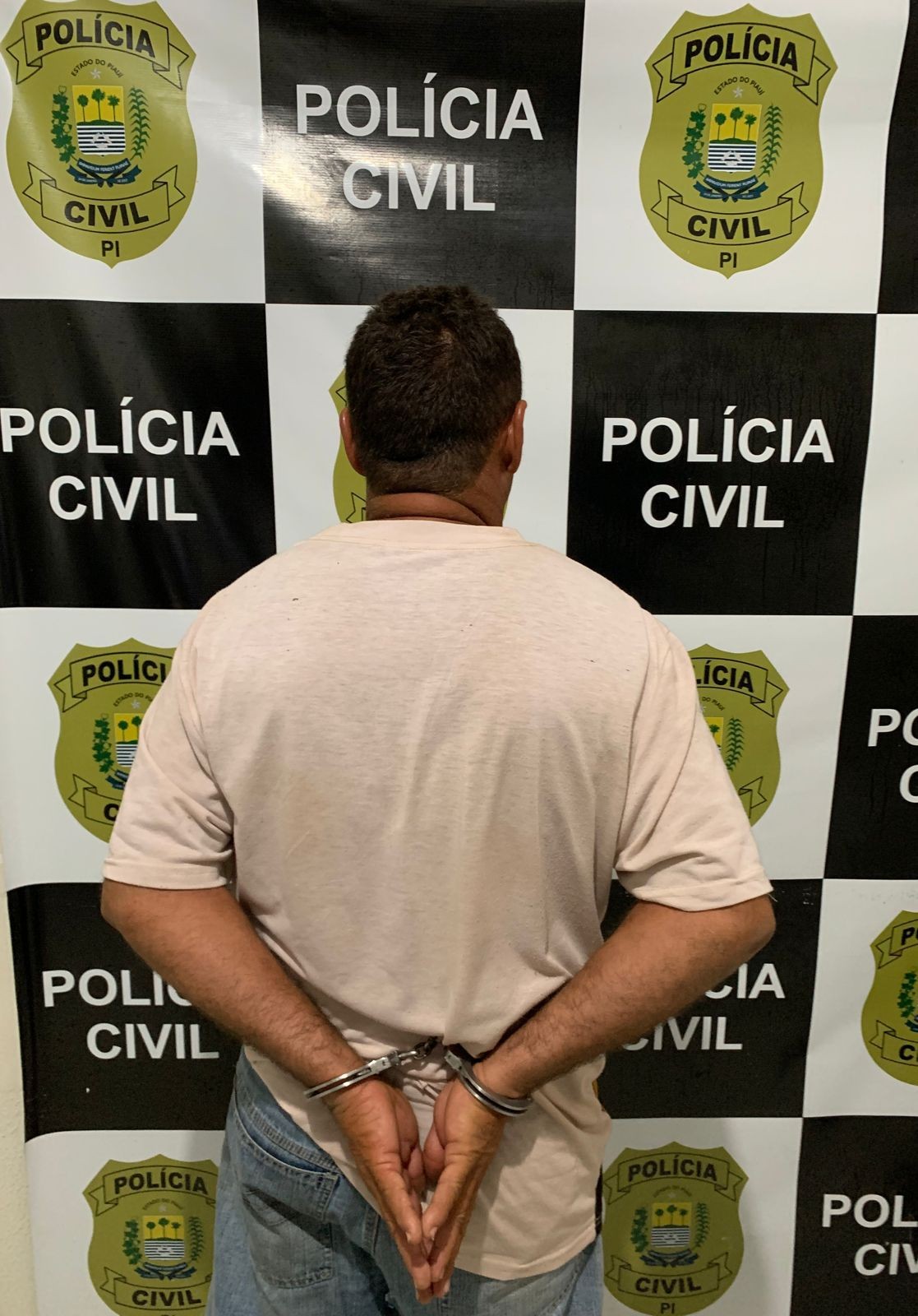 Motorista é preso suspeito de estuprar menina de 11 anos no Sul do Piauí