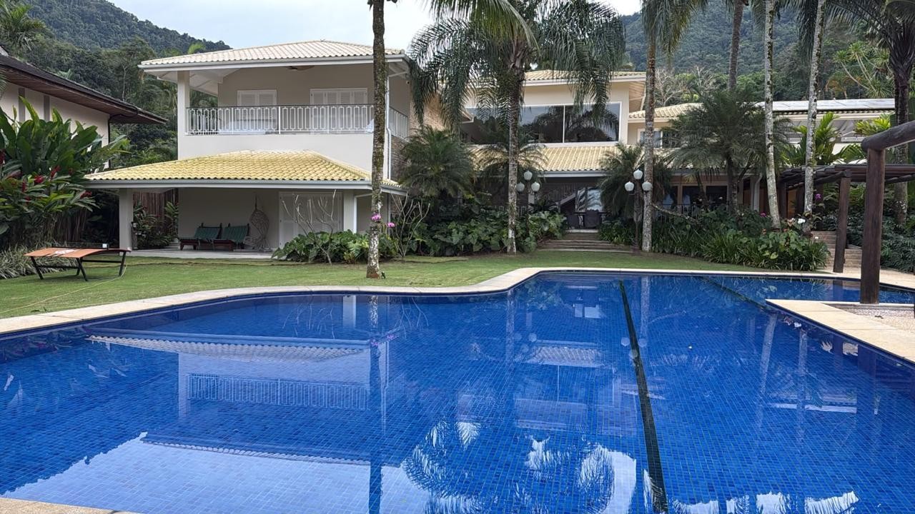 Academia e quadra de areia: casas de luxo são alvo de buscas da PF em operação que prendeu deputado e ex-chefe da Polícia Civil