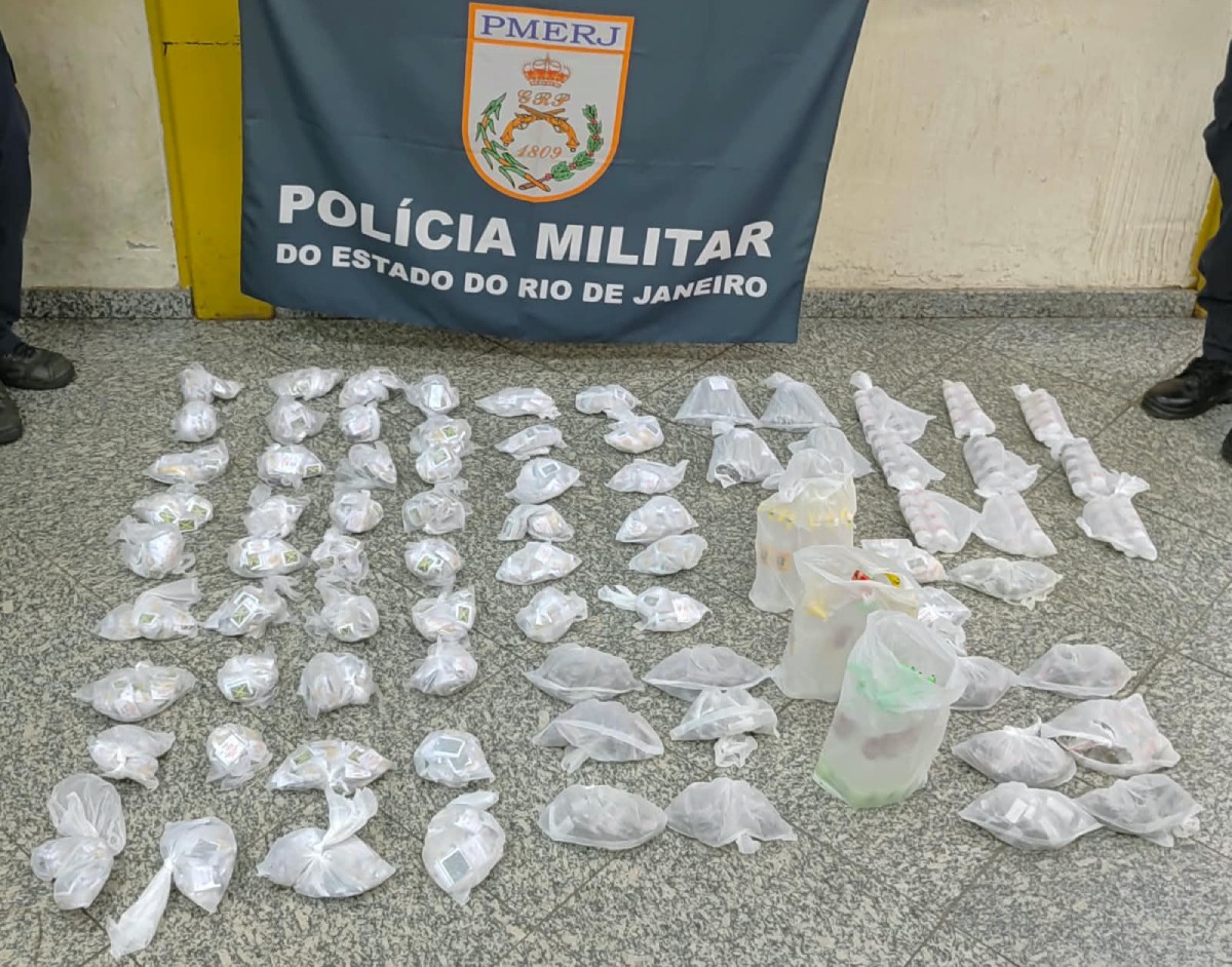 Polícia apreende mais de 5 kg de drogas em Barra do Piraí