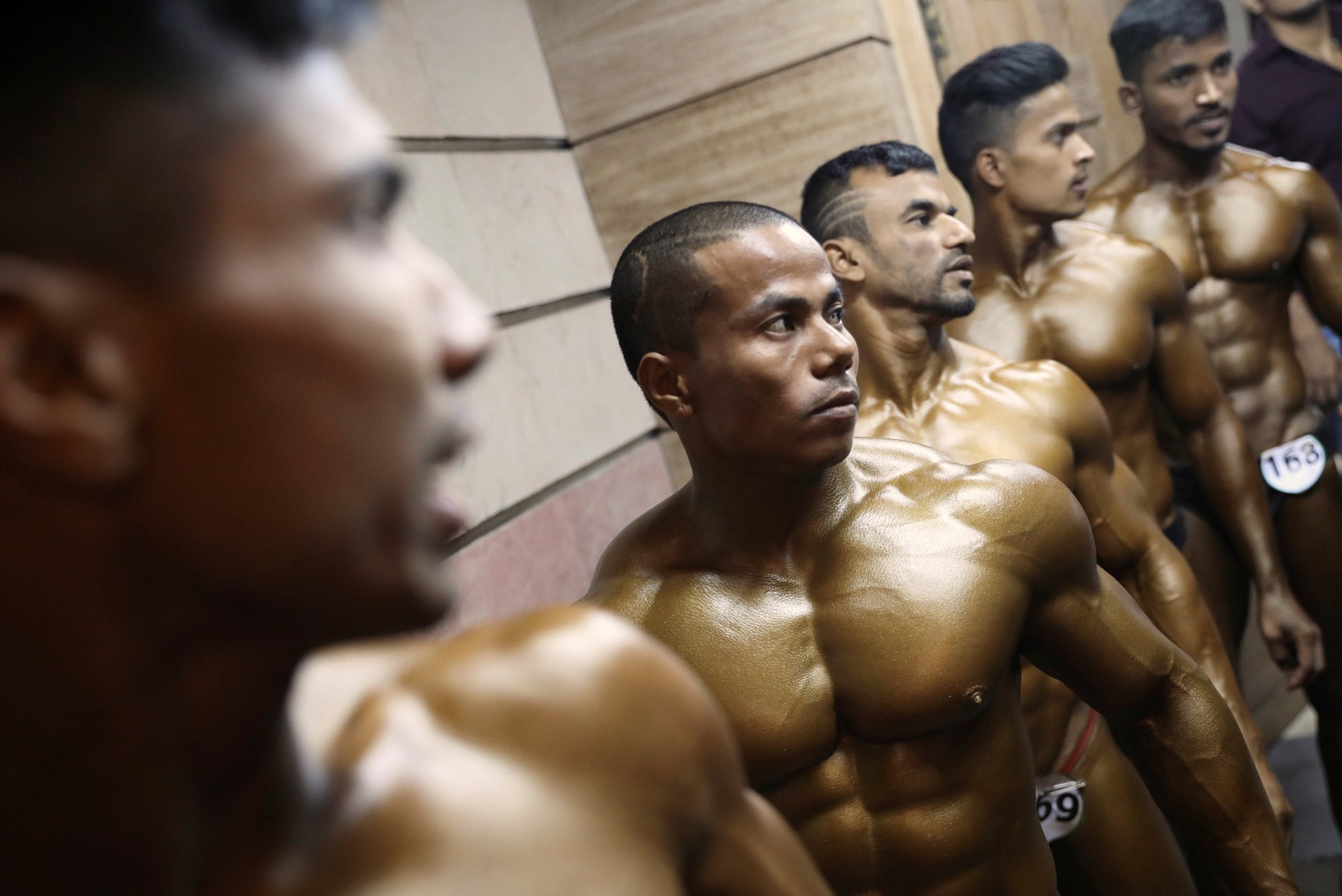 Busca por corpos musculosos nas redes sociais fomenta o 'comer transtornado'