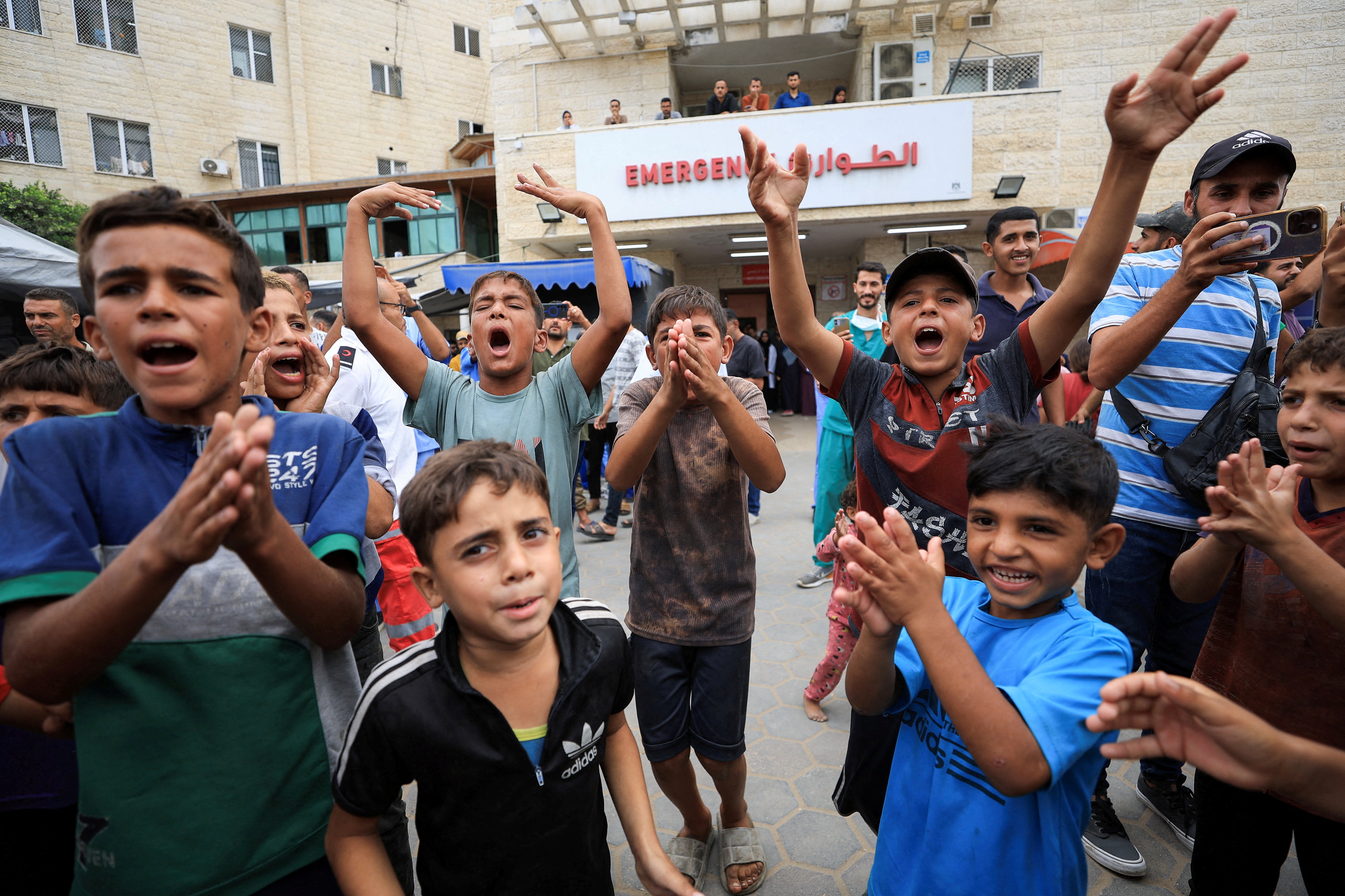 Israel e Gaza celebram após anúncio de cessar-fogo; FOTOS e VÍDEO