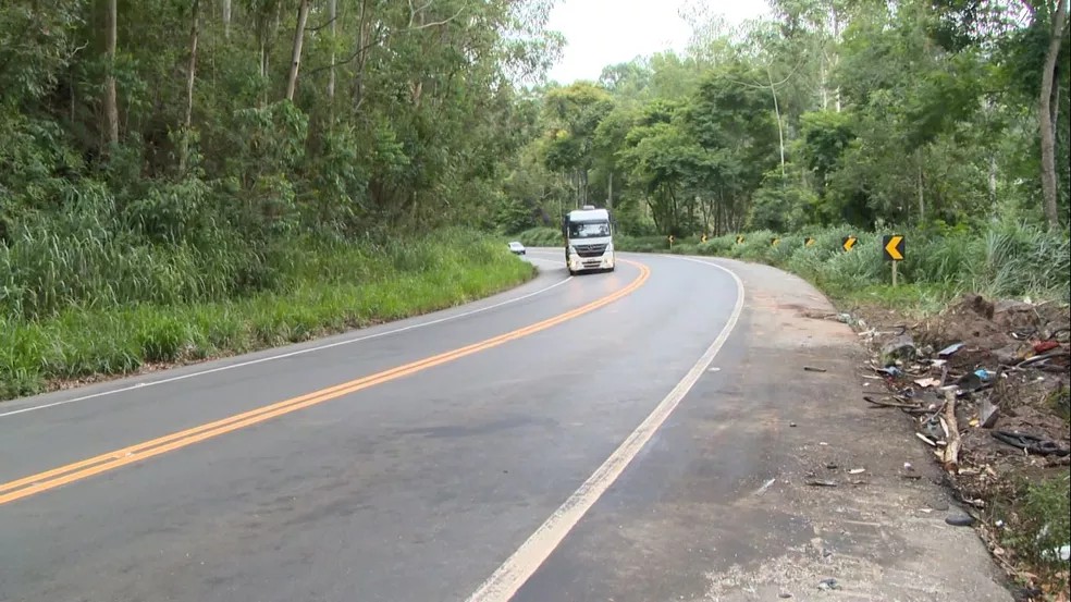 BR-262 em Marechal Floriano (ES) — Foto: Reprodução/TV Gazeta