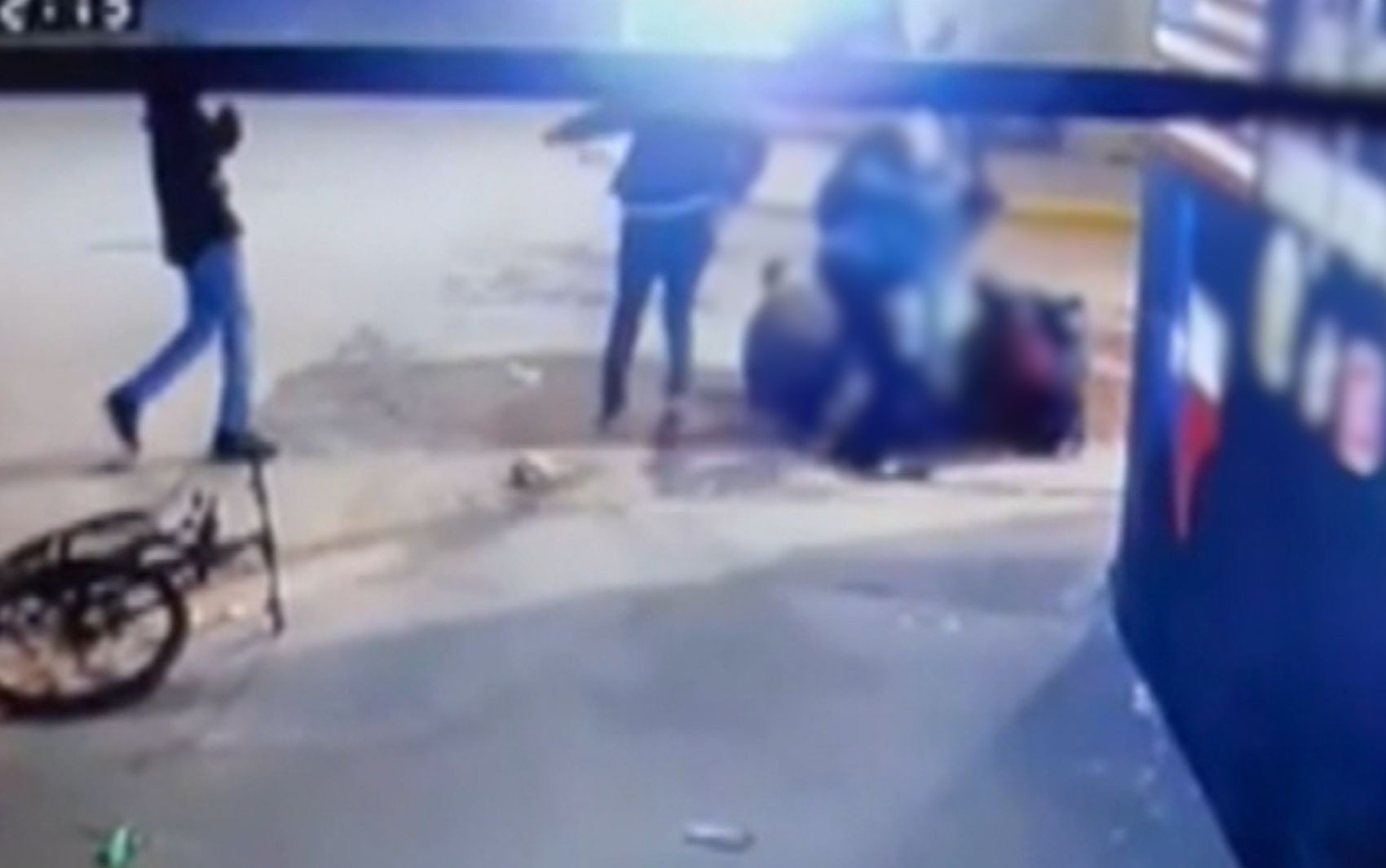 Homem é morto a facadas após discussão; vídeo
